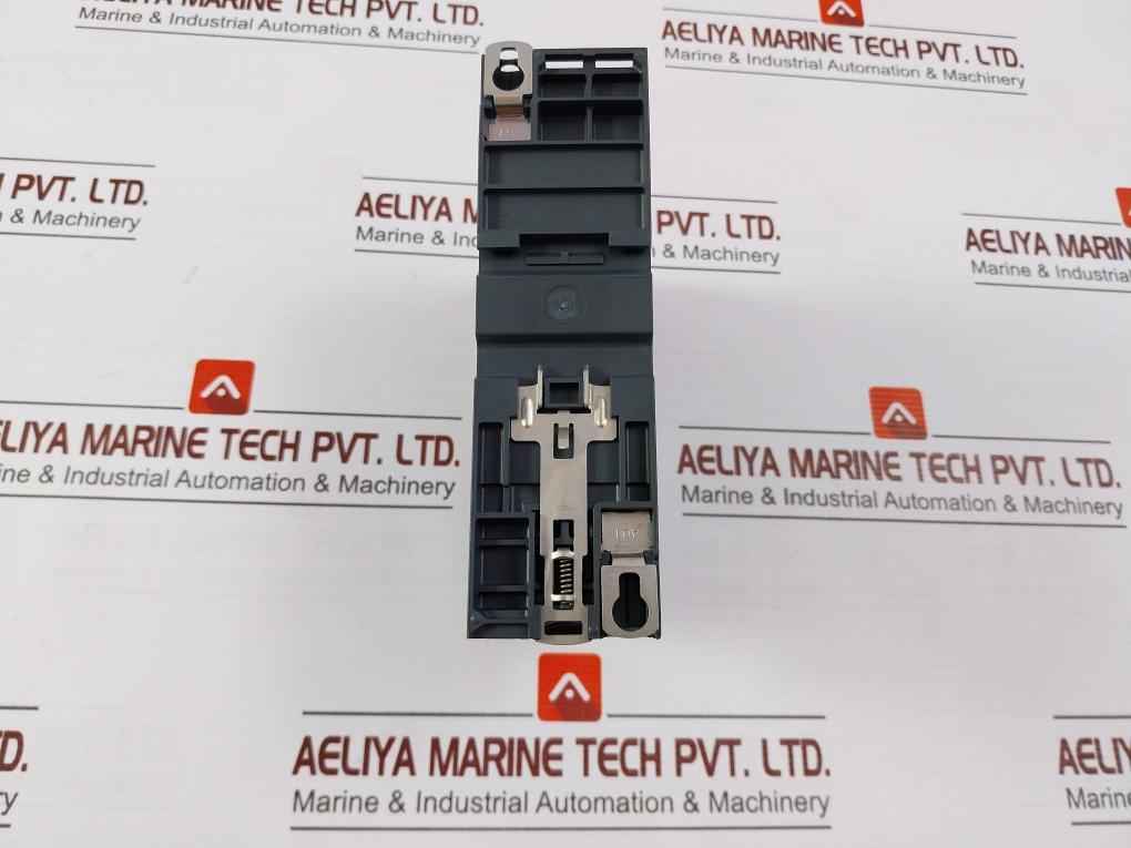 Schneider Electric Lub12 Power Base 3P Ac 440V 12A