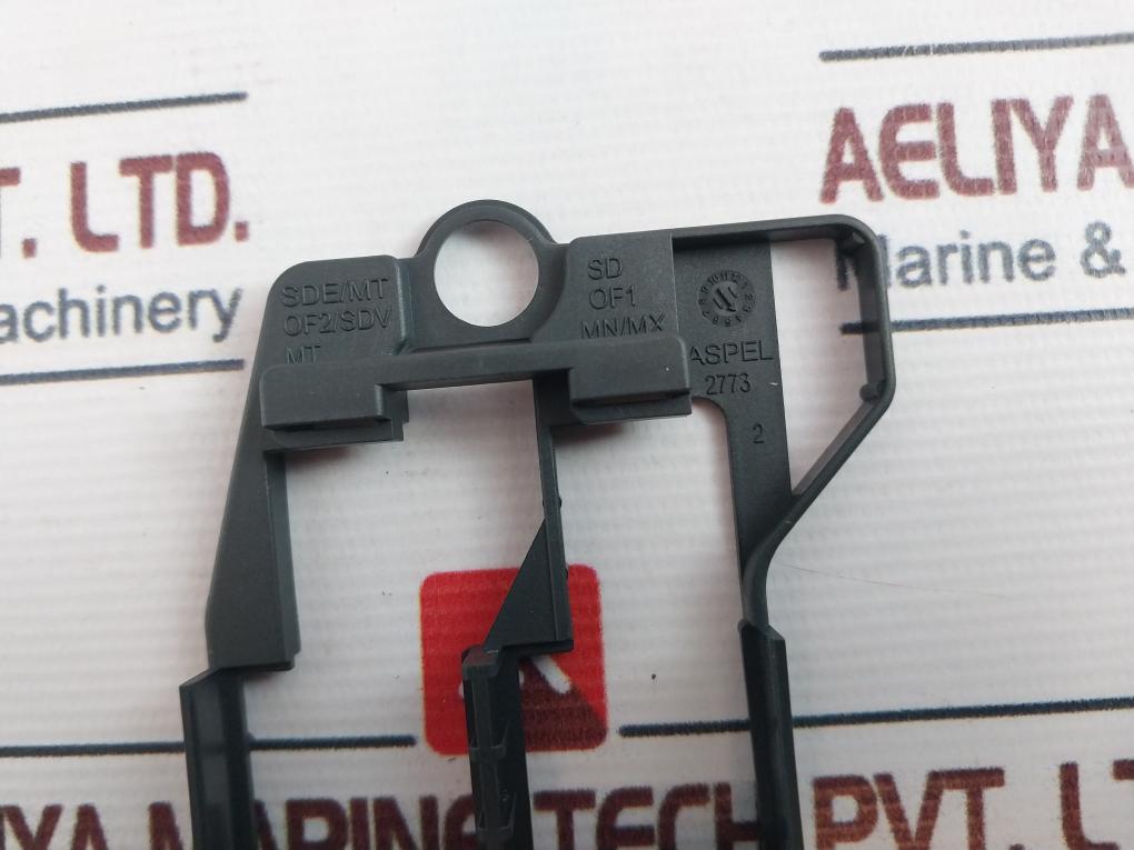 Schneider Electric Lv429275 1 Support For 2 Moving Connector