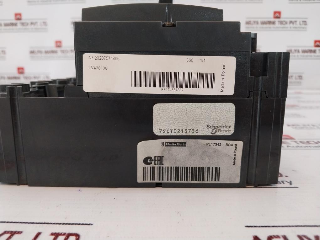 Schneider Electric Lv438108 Circuit Breaker 750V