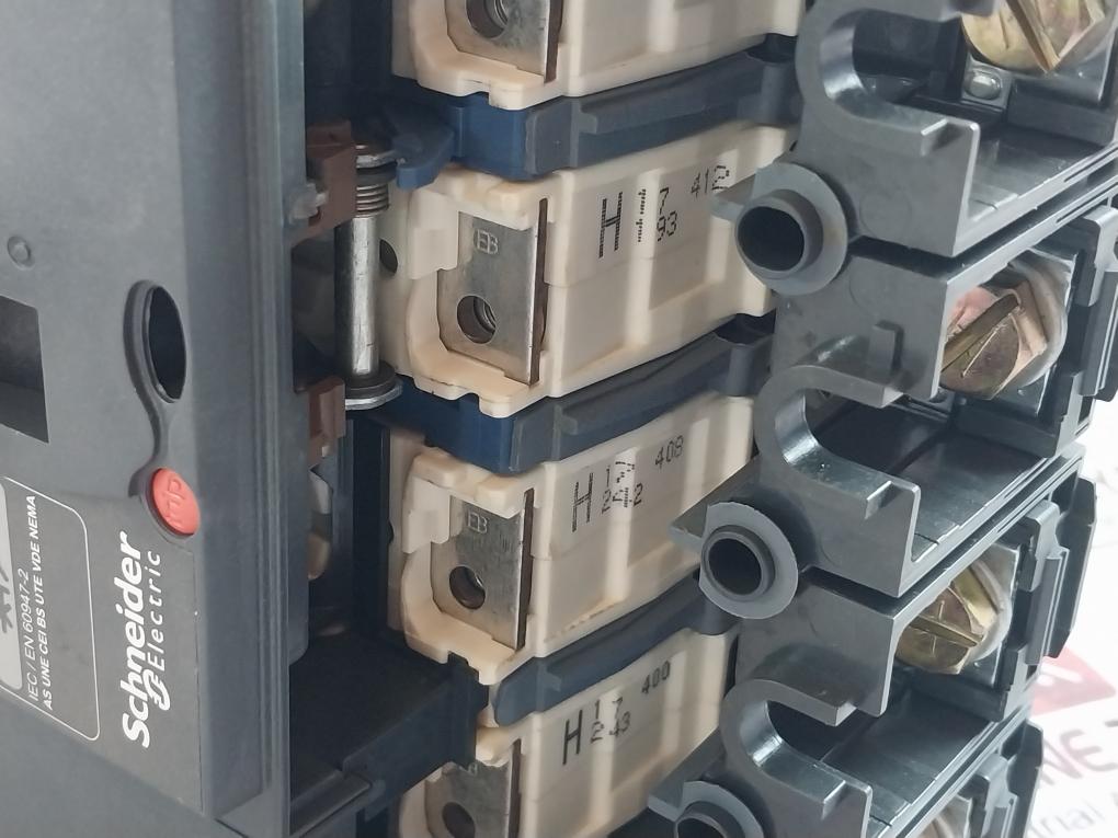 Schneider Electric Lv438108 Circuit Breaker Nsx160F Dc