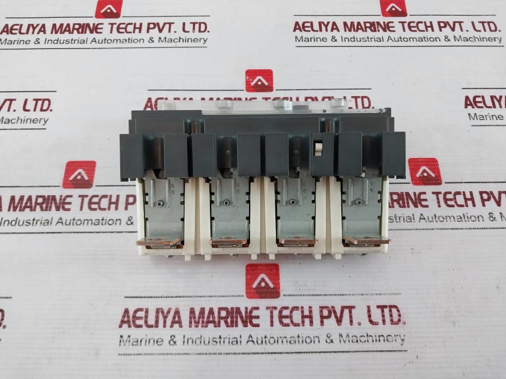 Schneider Electric Lv438255 Compact Nsx250 Thermal Magnetic 250A