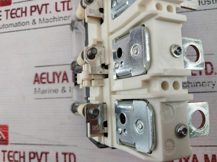 Schneider Electric Lv438255 Compact Nsx250 Thermal Magnetic 250A