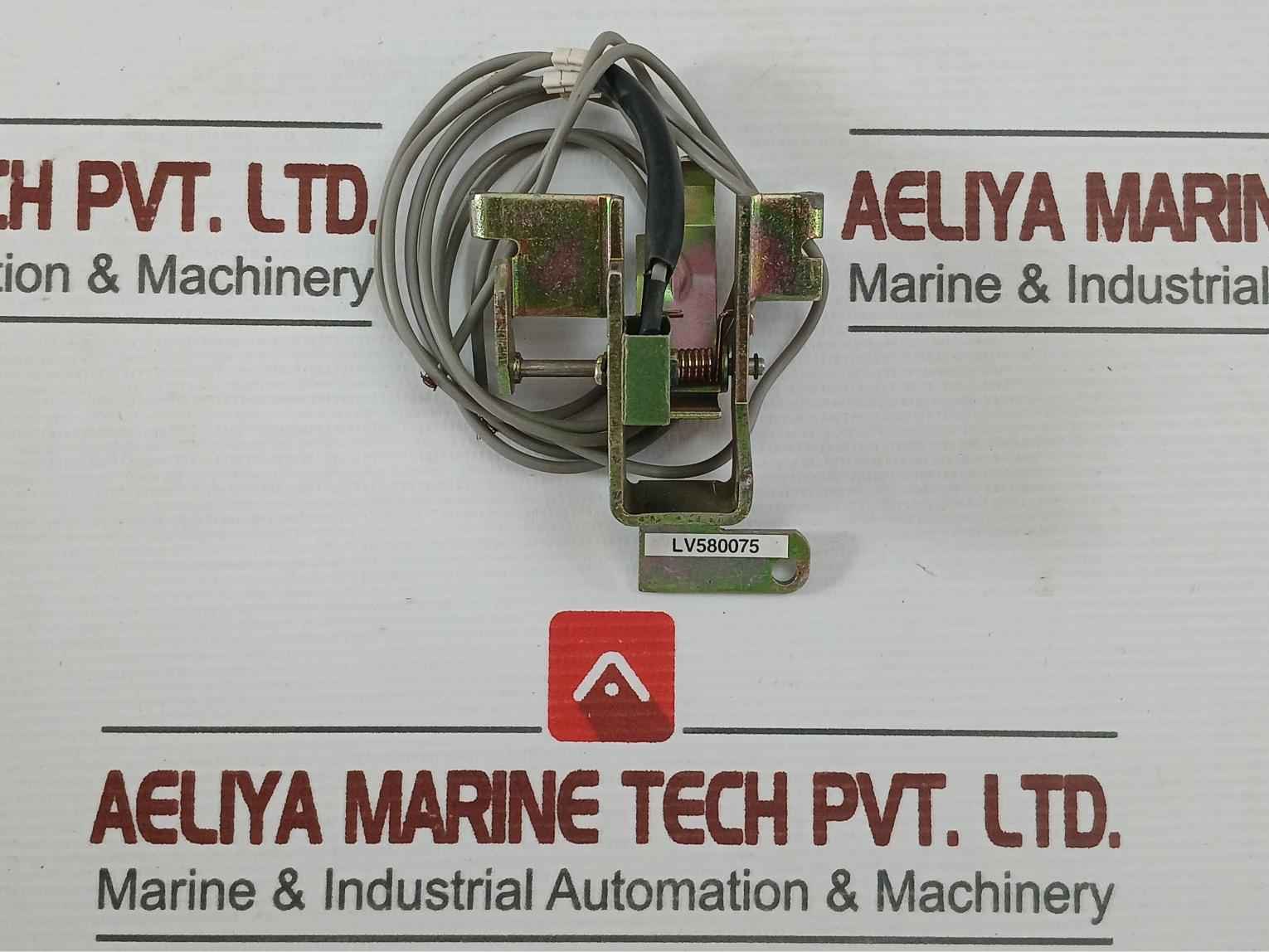 Schneider Electric Lv580075 Auxiliary Switch Cvs800 For Mccb