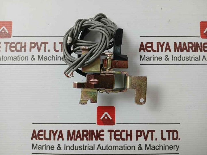Schneider Electric Lv580079 Compact Mccb Accessory