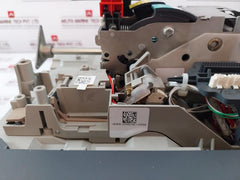 Schneider Electric Lv833027 Masterpact Circuit Breaker 1Saz0034702 Nve42084