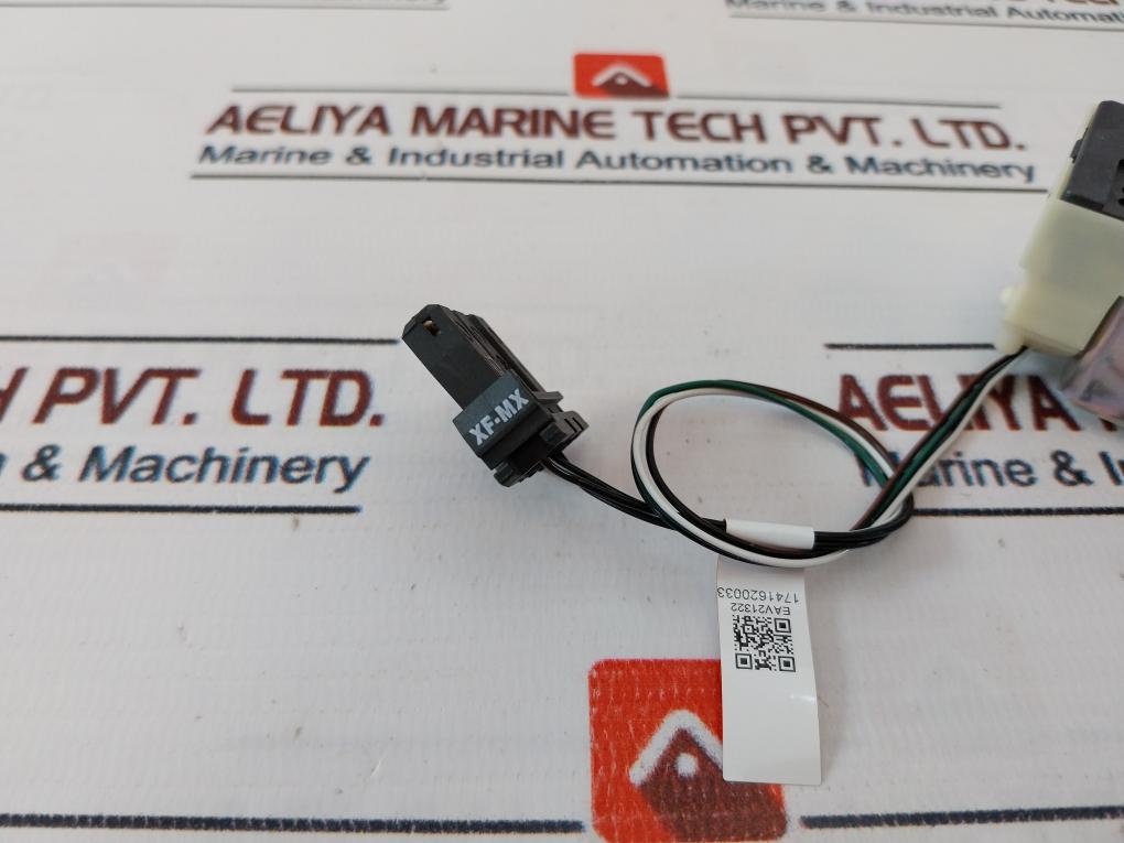 Schneider Electric Lv833038 Communicating Opening Voltage Release Mx 380-480V