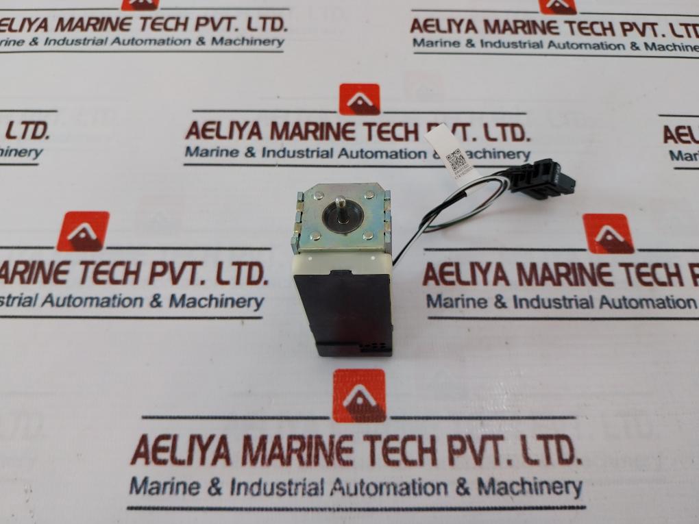 Schneider Electric Lv833038 Communicating Opening Voltage Release Mx 380-480V