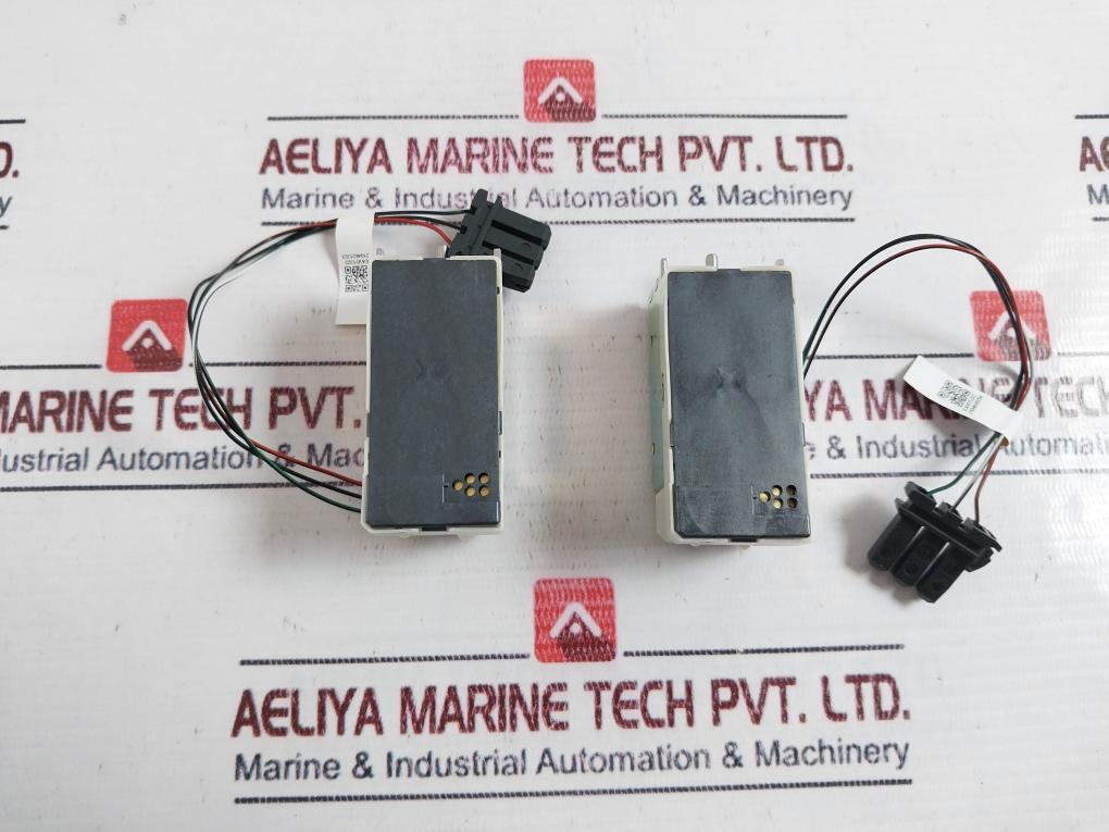 Schneider Electric Lv833038 Undervoltage Release 380-480v Ac 50/60 Hz