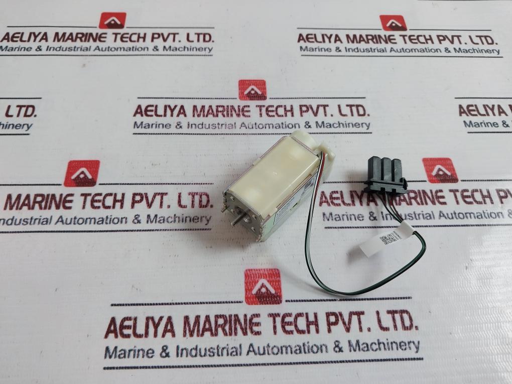 Schneider Electric Lv833038 Undervoltage Release 380-480v Ac 50/60 Hz