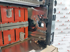 Schneider Electric Lv833163 Pole Drawout For Acb Circuit Breaker Masterpact Mtz