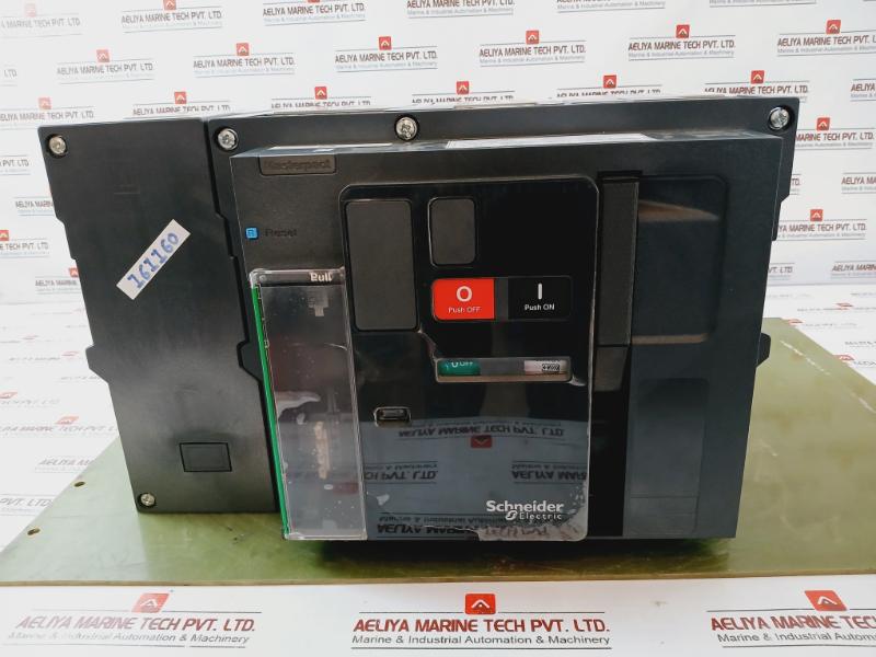 Schneider Electric Lv847632 High Current Air Circuit Breaker Mtz2 20H3 4P A18323