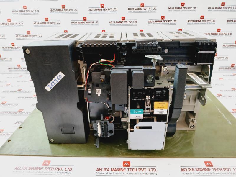 Schneider Electric Lv847632 High Current Air Circuit Breaker Mtz2 20H3 4P A18323