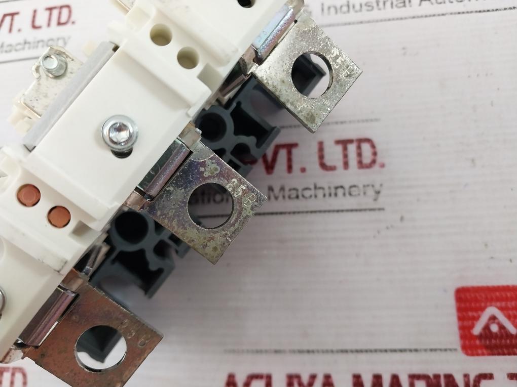 Schneider Electric Ma2.5 Circuit Breaker Easypact Cvs 2.5A