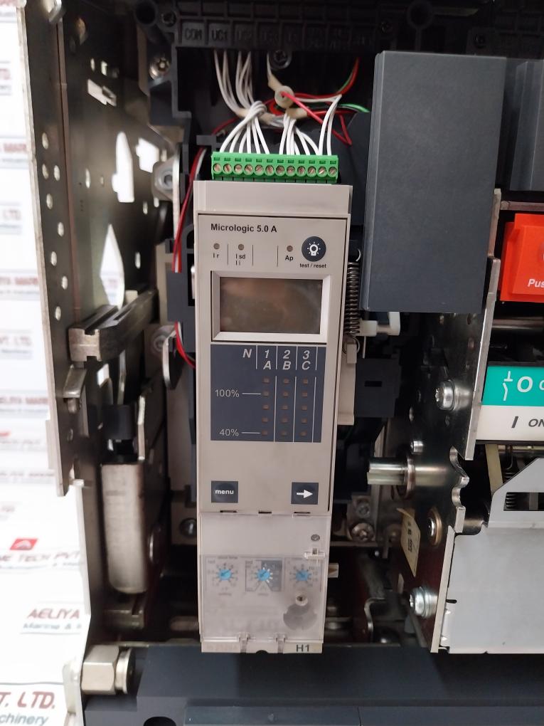 Schneider Electric Masterpact NW25 H1 Circuit Breaker 2500a