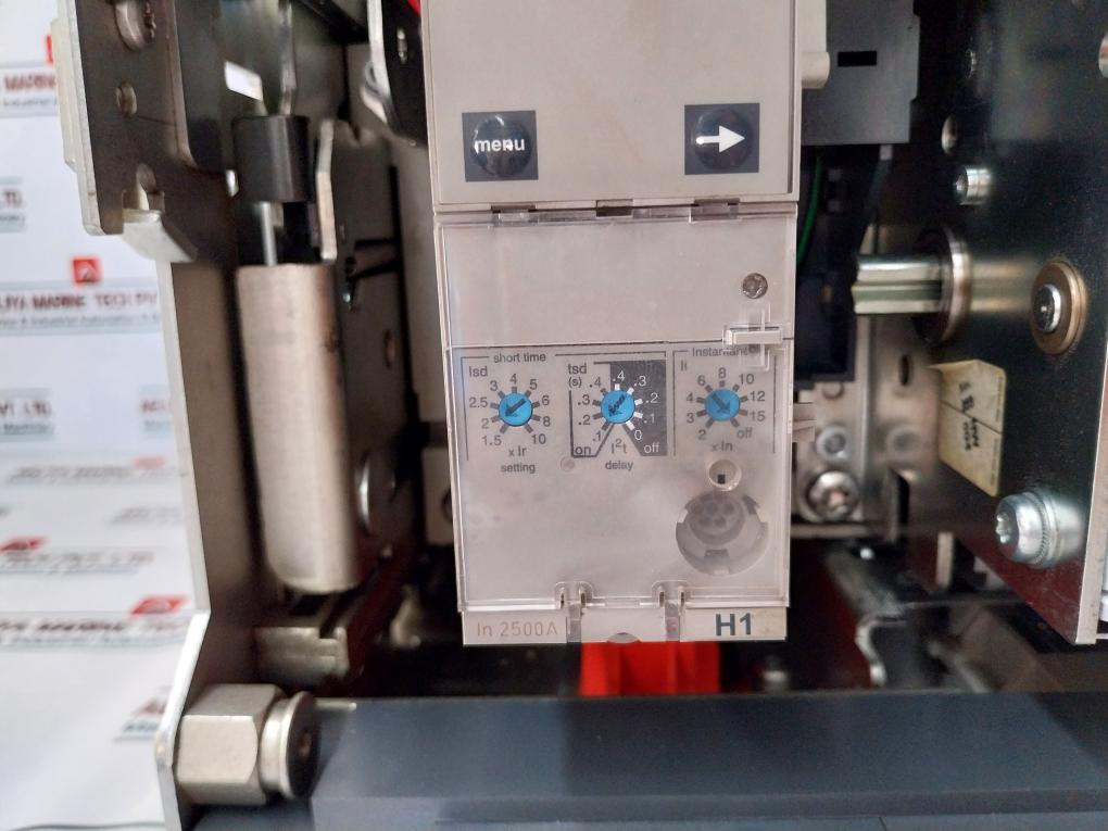 Schneider Electric Masterpact NW25 H1 Circuit Breaker 2500a