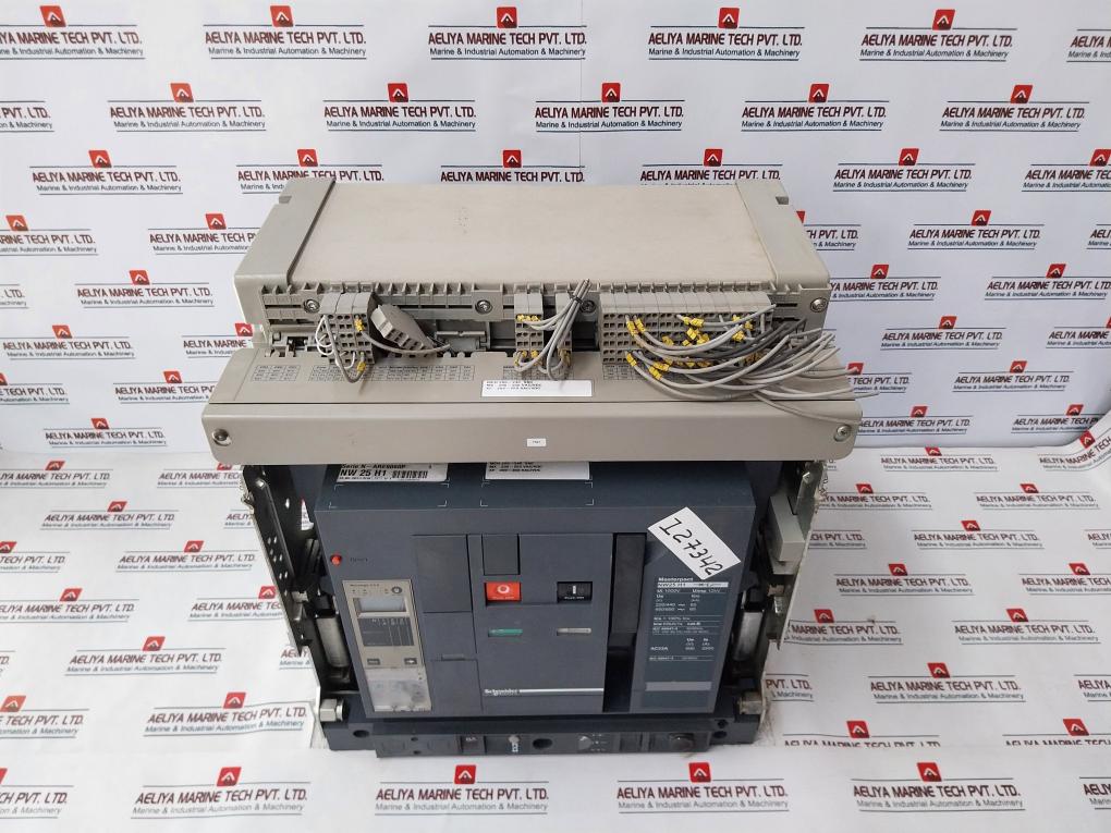 Schneider Electric Masterpact NW25 H1 Circuit Breaker 2500a