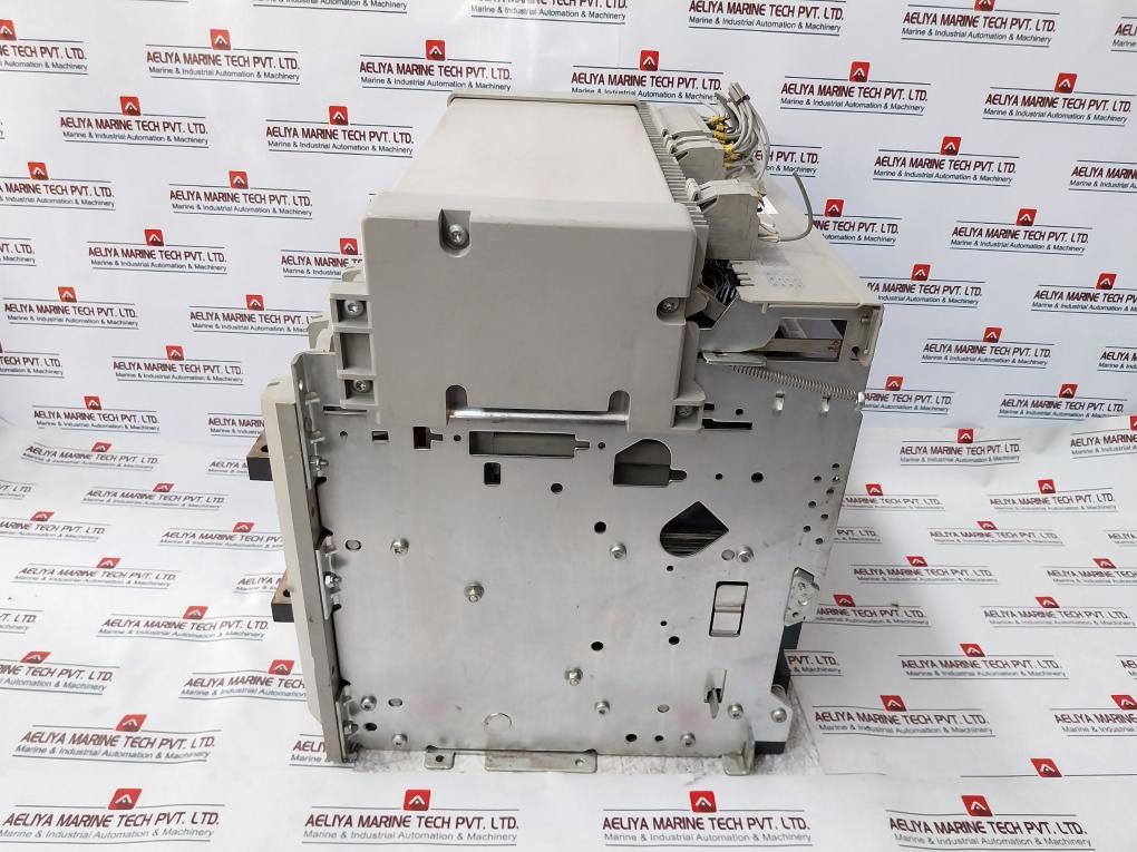 Schneider Electric Masterpact NW25 H1 Circuit Breaker 2500a