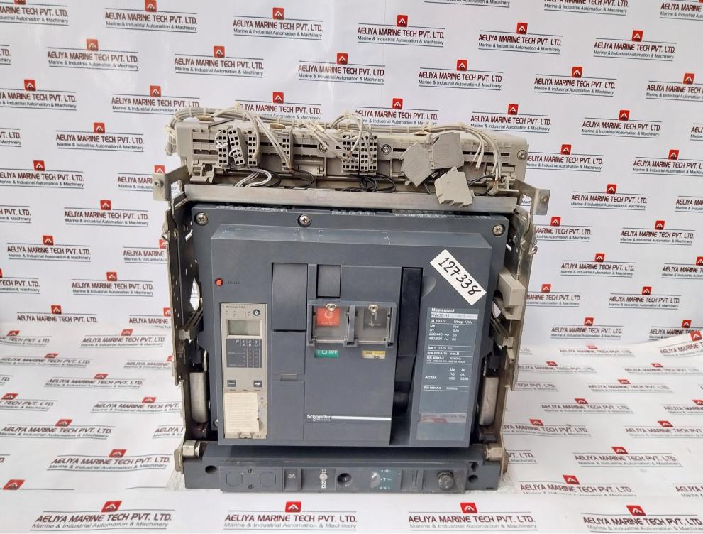 Schneider Electric Masterpact Nw32 H1 Micrologic 5.0a Circuit Breaker 3200a