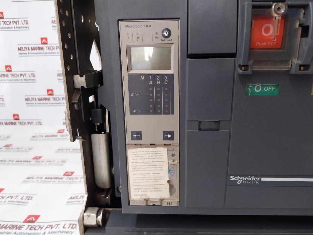 Schneider Electric Masterpact Nw32 H1 Micrologic 5.0a Circuit Breaker 3200a