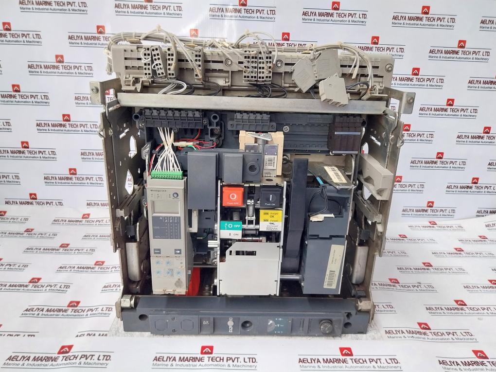 Schneider Electric Masterpact Nw32 H1 Micrologic 5.0a Circuit Breaker 3200a