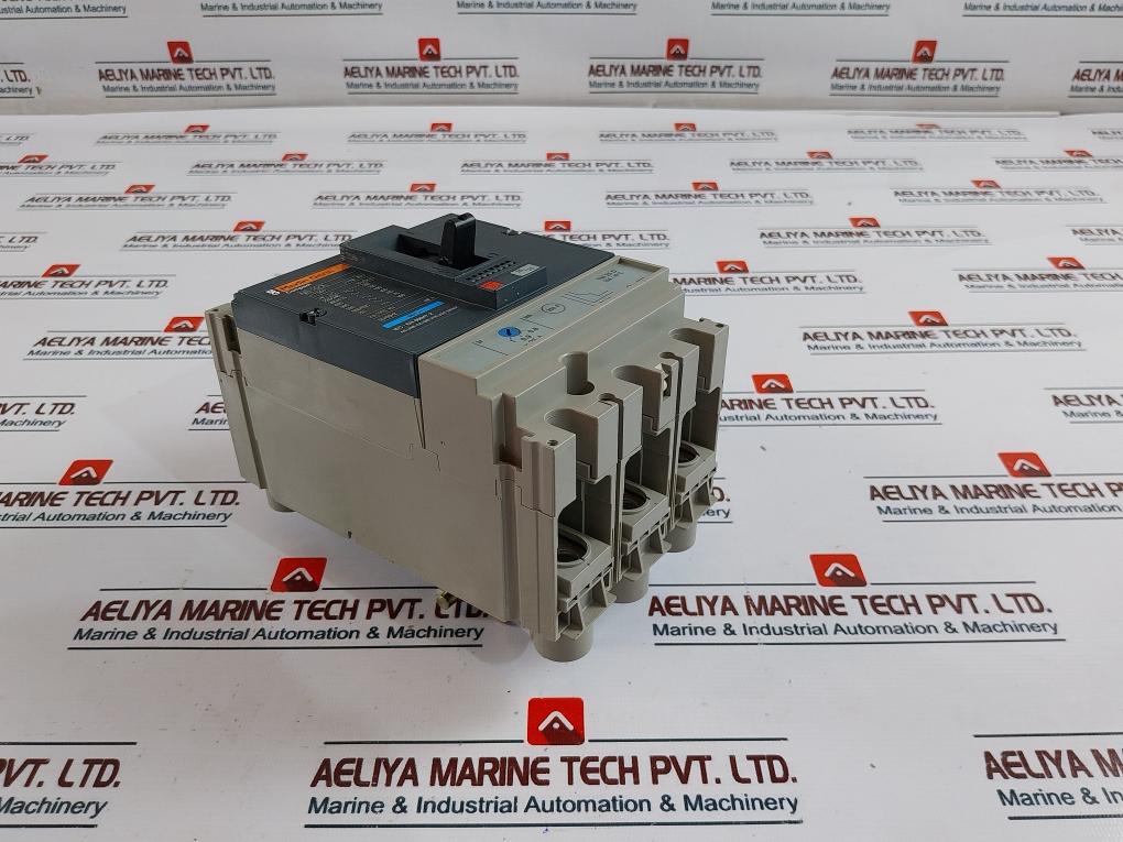 Schneider Electric/Merlin Gerin Ns100L Compact Circuit Breaker 50/60 Hz