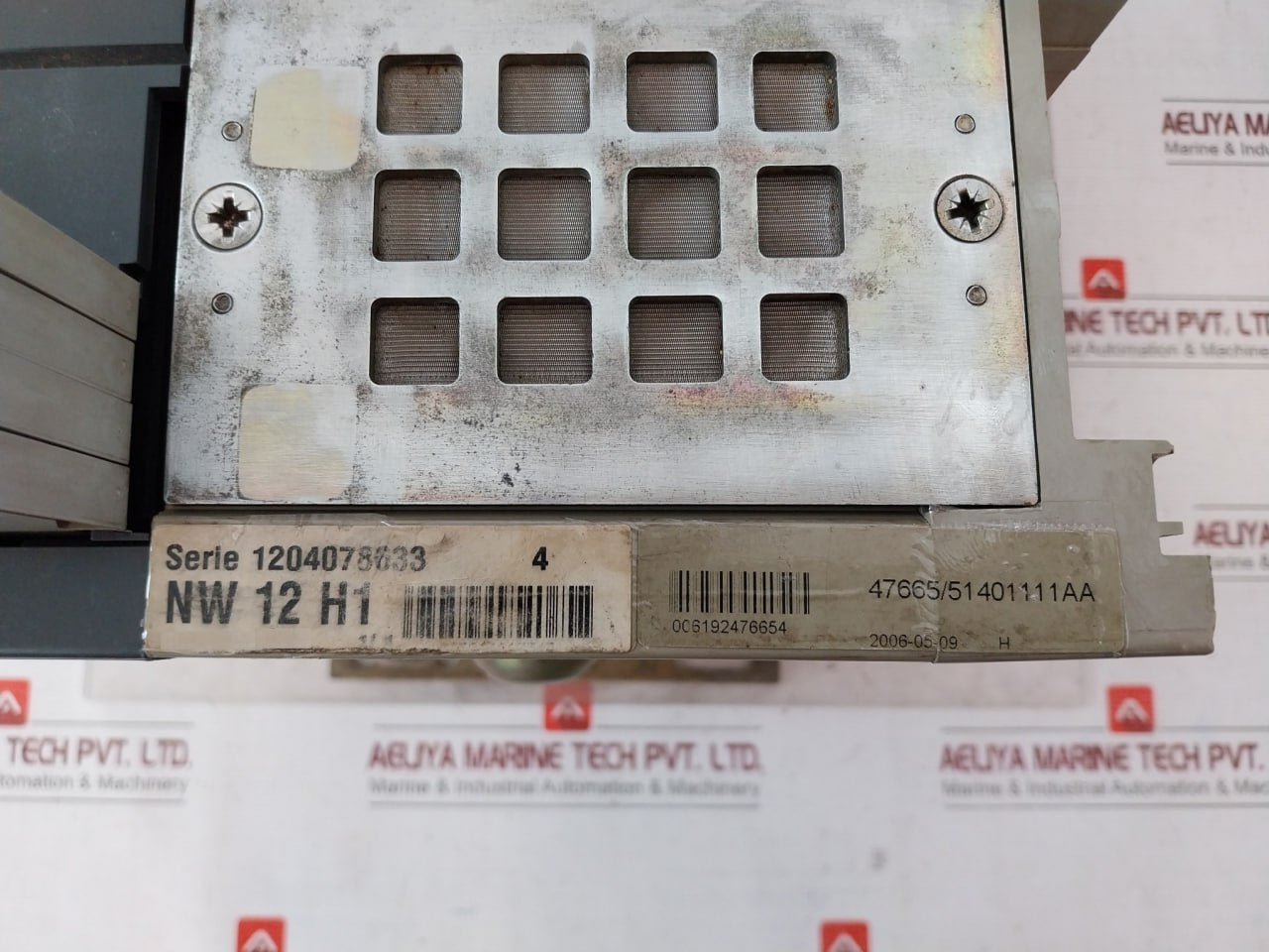 Schneider Electric Merlin Gerin Nw12 H1 Circuit Breaker Iec 60947-3 50/60Hz