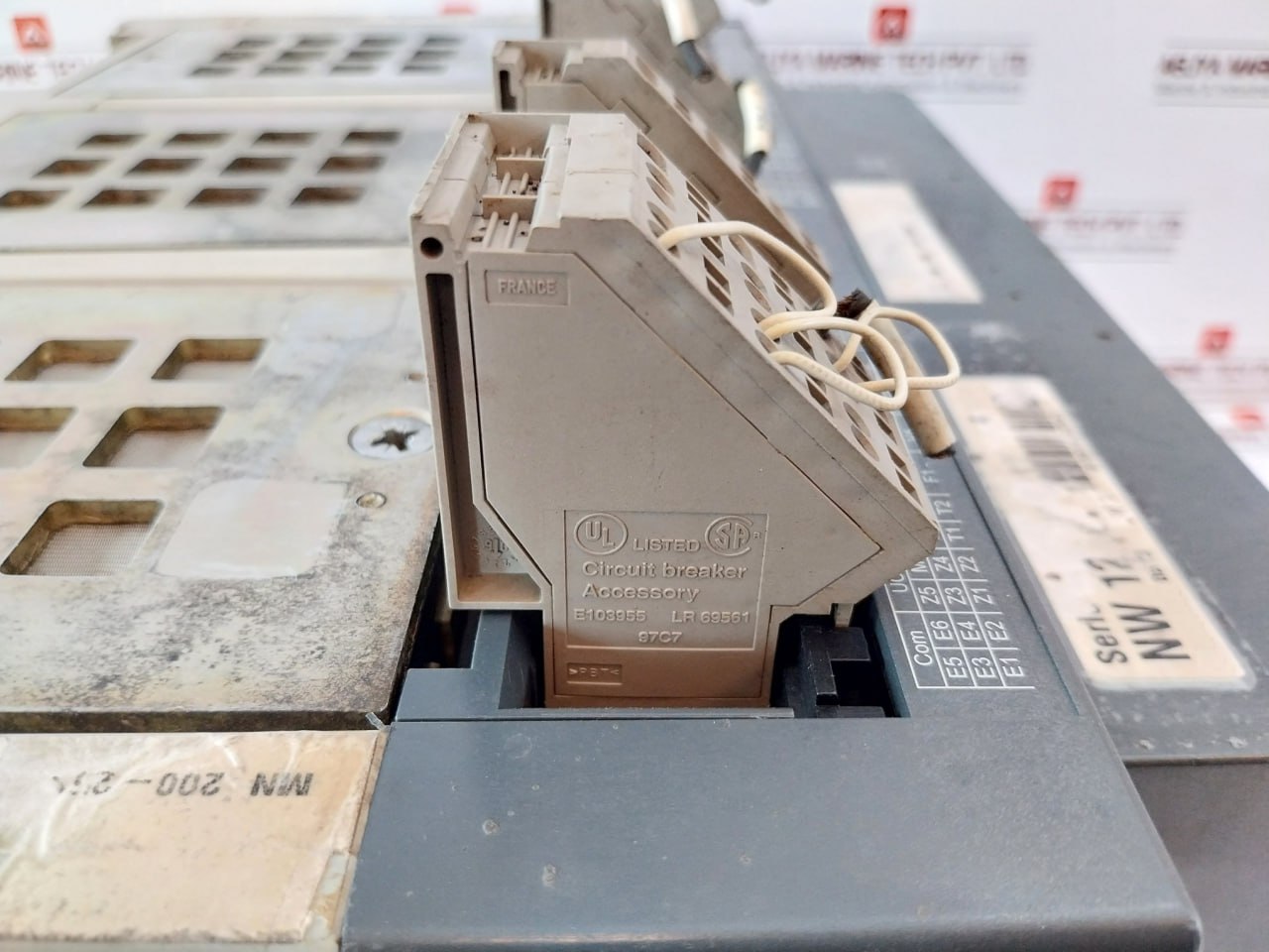 Schneider Electric Merlin Gerin Nw12 H1 Circuit Breaker Iec 60947-3 50/60Hz