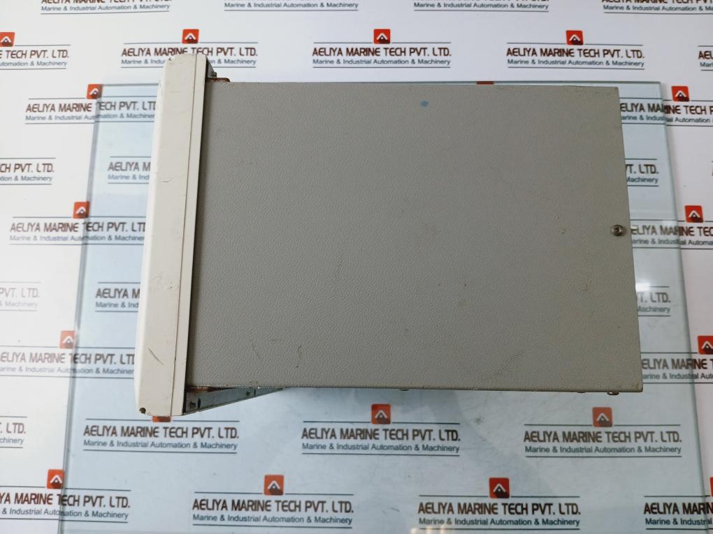 Schneider Electric Micom Feeder Management Relay 100-120V 50/60Hz