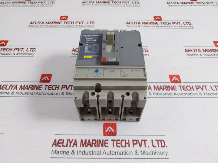 Schneider Electric Molded-case Circuit Breaker 50/60Hz 750V Part No Nse100N3025