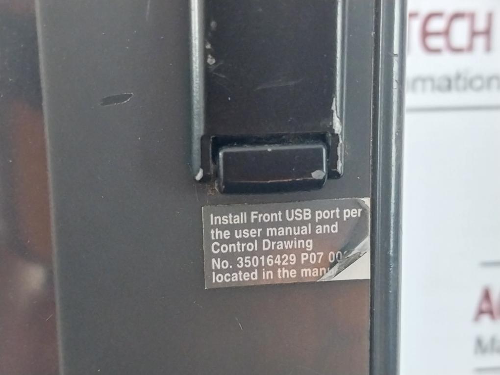 Schneider Electric Mpckt55Ndx20N Magelis Compact Pc