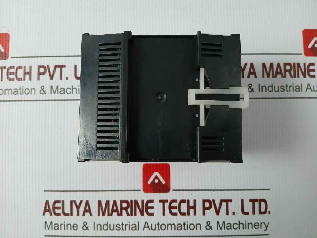 Schneider Electric Mtn649330 Universal Dimming Actuator Ac 220-230V 50/60 Hz