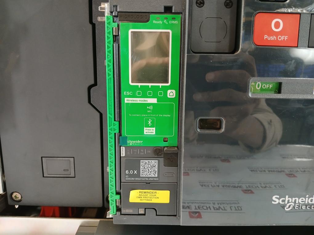 Schneider Electric Mtz2-40 H1 Circuit Breaker Basic Frame Micrologic Gh800228Aa