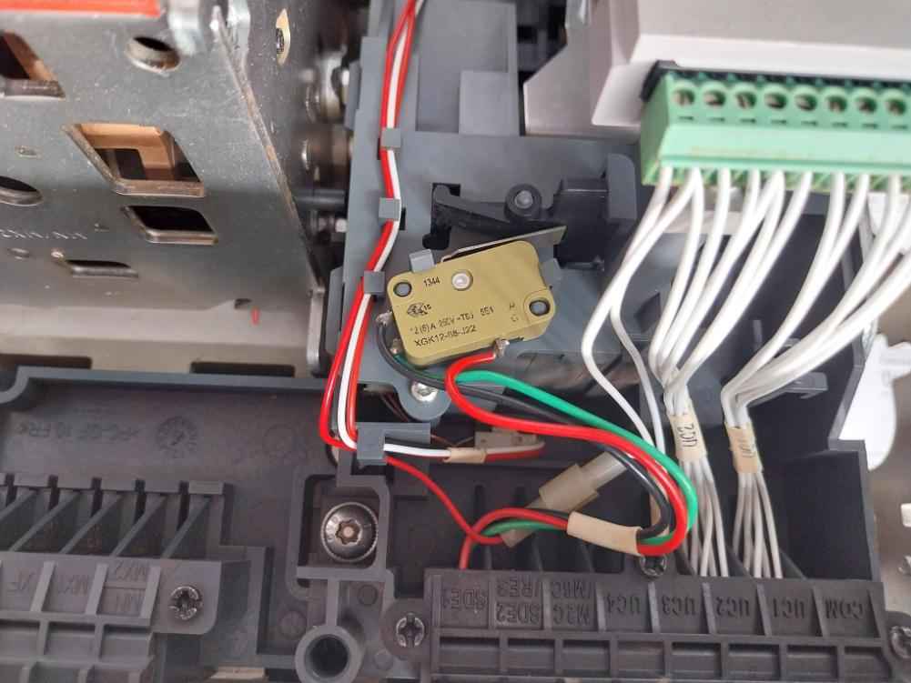 Schneider Electric Mvs20N Circuit Breaker 1000V 50/60Hz Mvs20N3Mw6L 3P