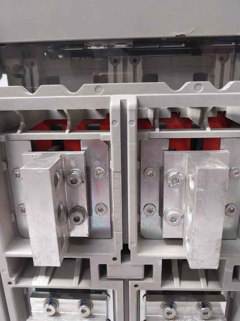 Schneider Electric Mvs20N Circuit Breaker 1000V 50/60Hz Mvs20N3Mw6L 3P