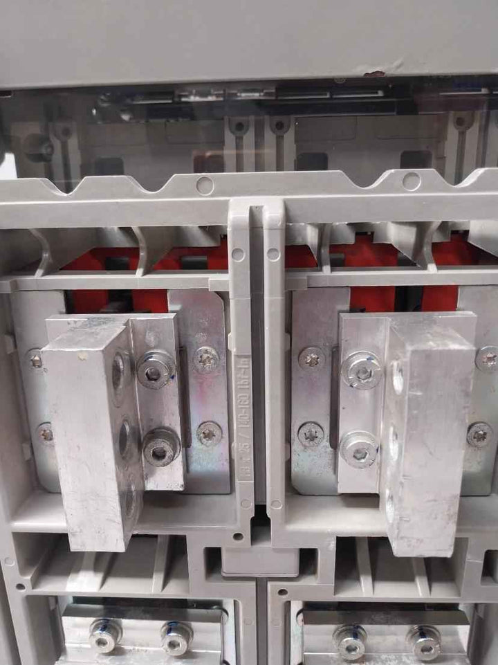 Schneider Electric Mvs20N Circuit Breaker 1000V 50/60Hz Mvs20N3Mw6L 3P