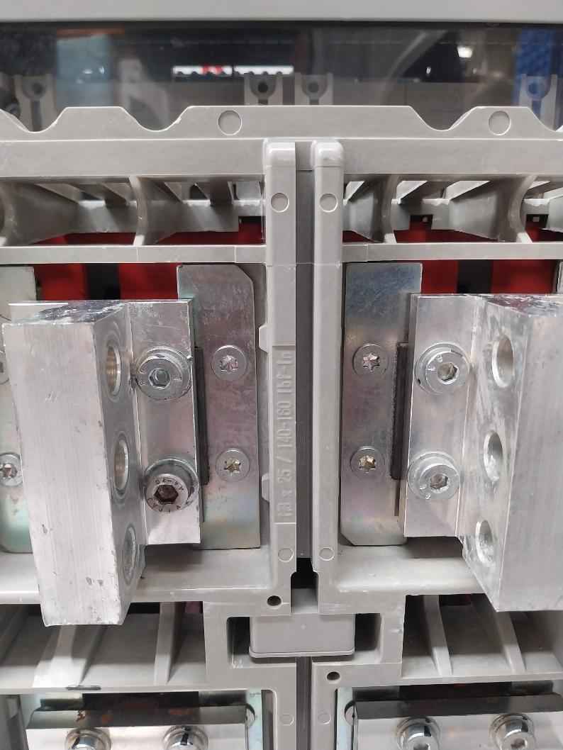 Schneider Electric Mvs20N Circuit Breaker 1250A Gh800017Aa S1B36406