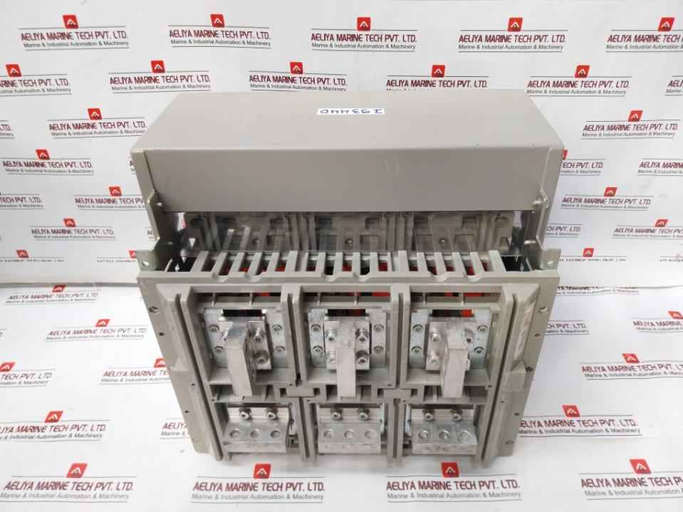 Schneider Electric Mvs32N Easypact Circuit Breaker Trip Unit 1000V 12Kv