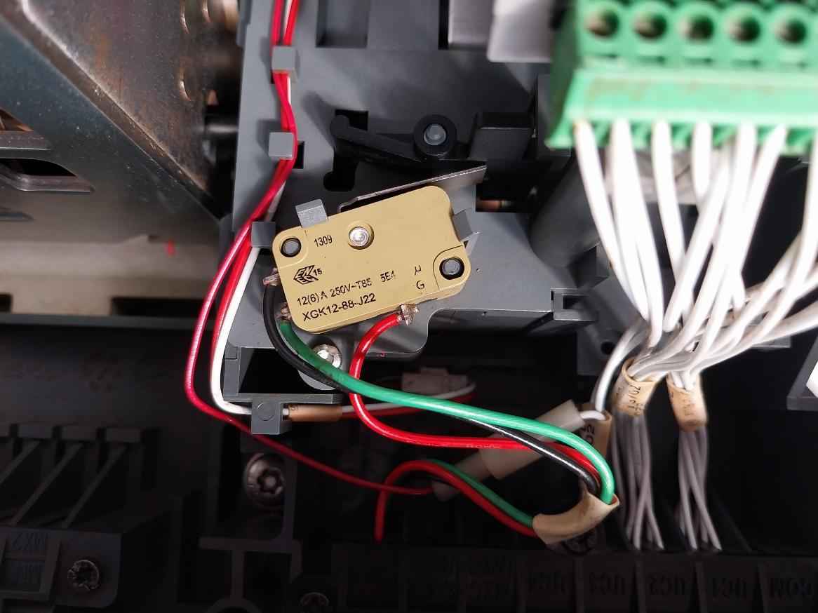 Schneider Electric Mvs32N Easypact Circuit Breaker Trip Unit 1000V 12Kv