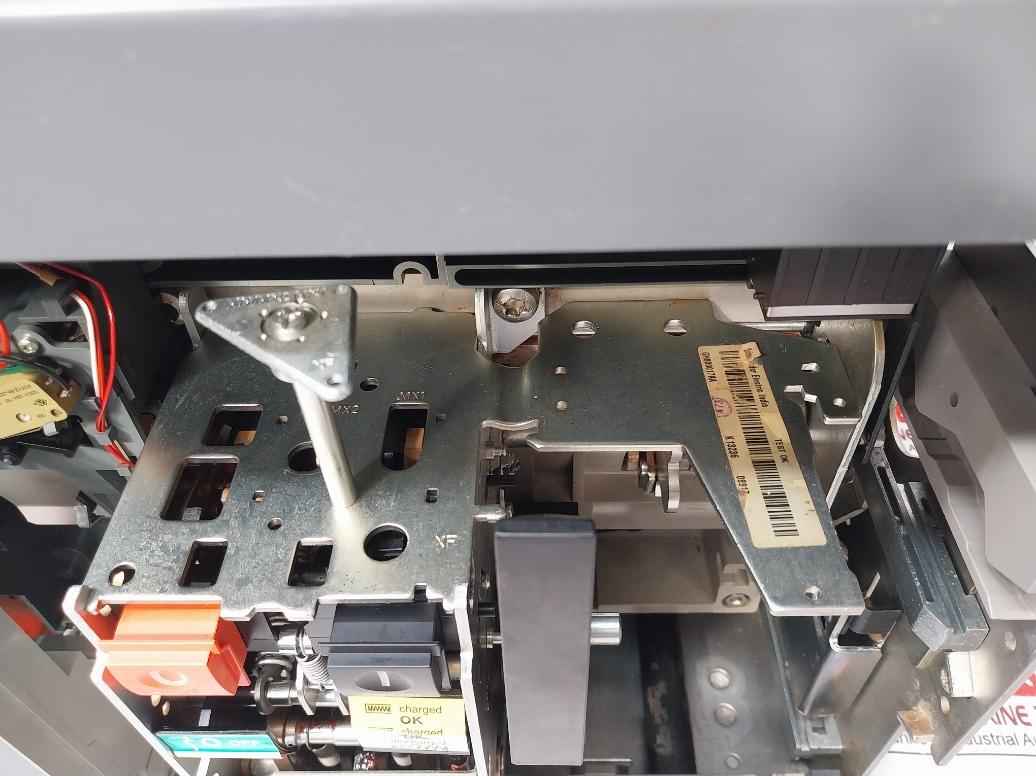 Schneider Electric Mvs32N Easypact Circuit Breaker Trip Unit 1000V 12Kv