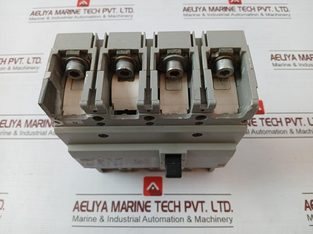 Schneider Electric Nsc160S Circuit Breaker 690V~50/60Hz 230V 25Ka