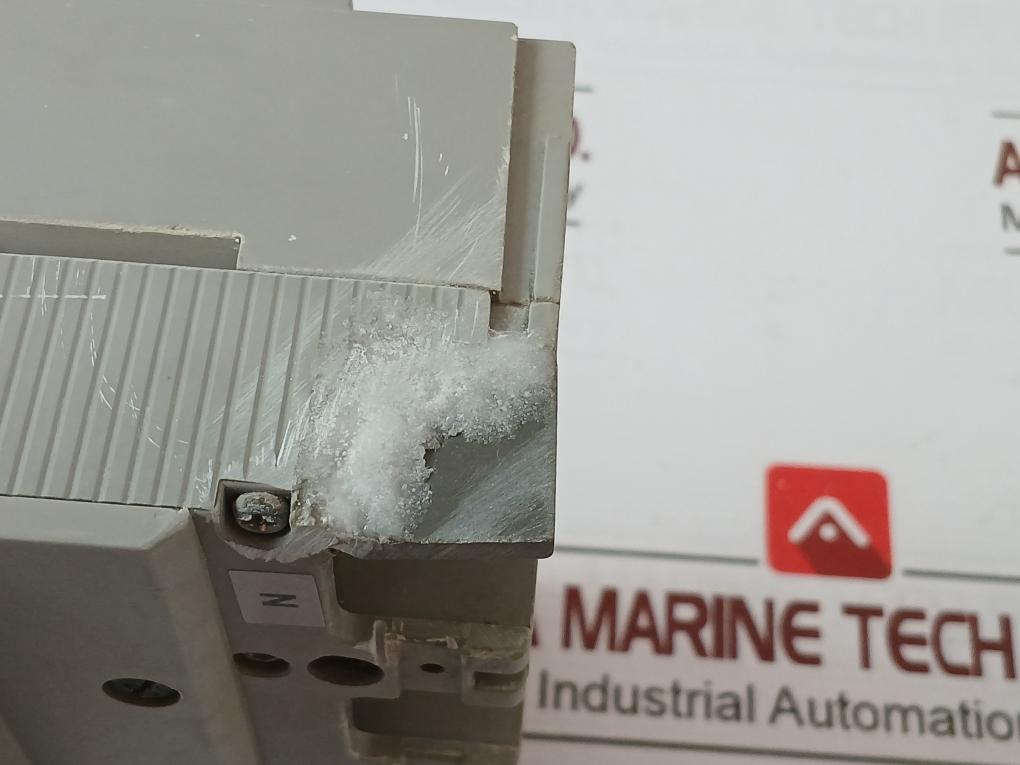 Schneider Electric Nsc160S Circuit Breaker 690V~50/60Hz 230V 25Ka