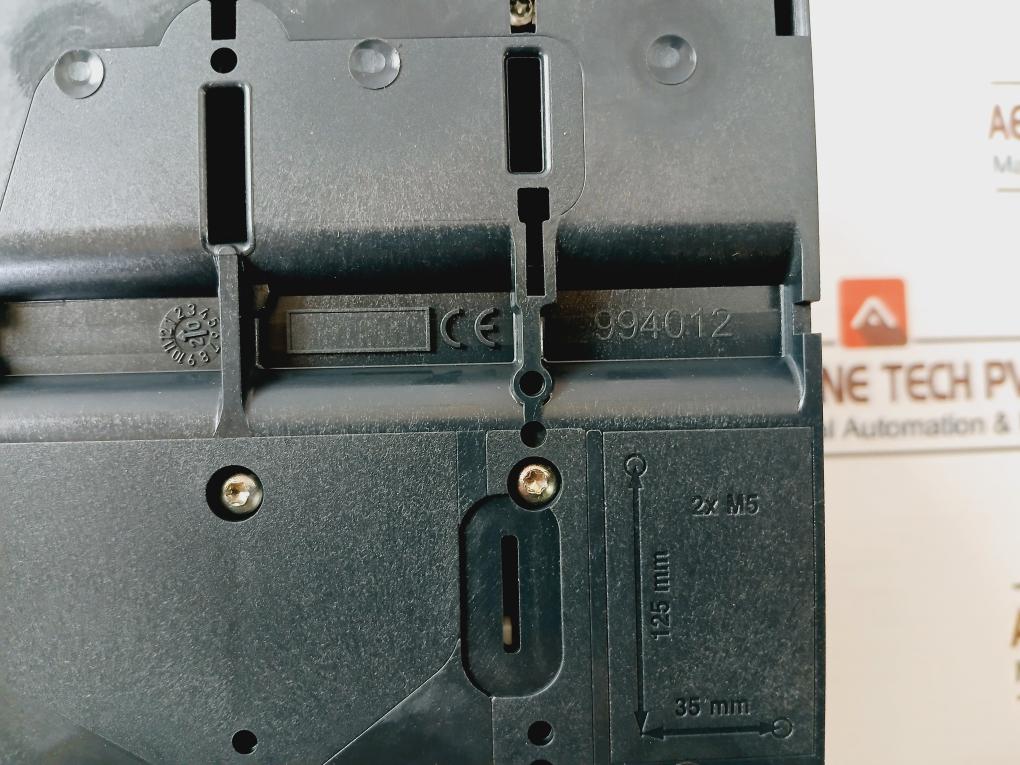 Schneider Electric Nsx 100B Circuit Breaker 50/60Hz