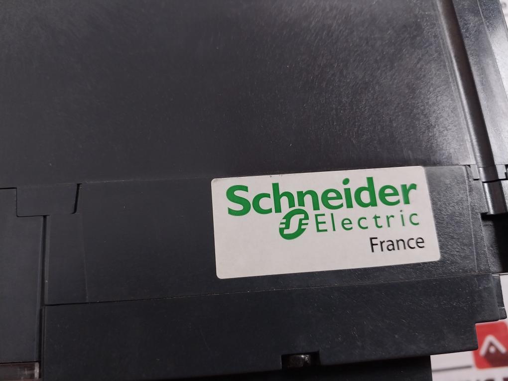 Schneider Electric Nsx 160F Circuit Breaker 50/60 Hz