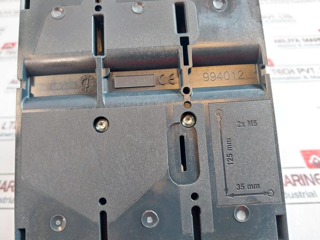 Schneider Electric Nsx 160F Circuit Breaker 50/60 Hz