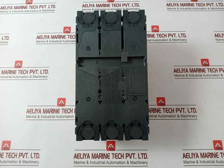 Schneider Electric Nsx 630S Compact Nsk Circuit Breaker 800V 8Kv 50/60Hz