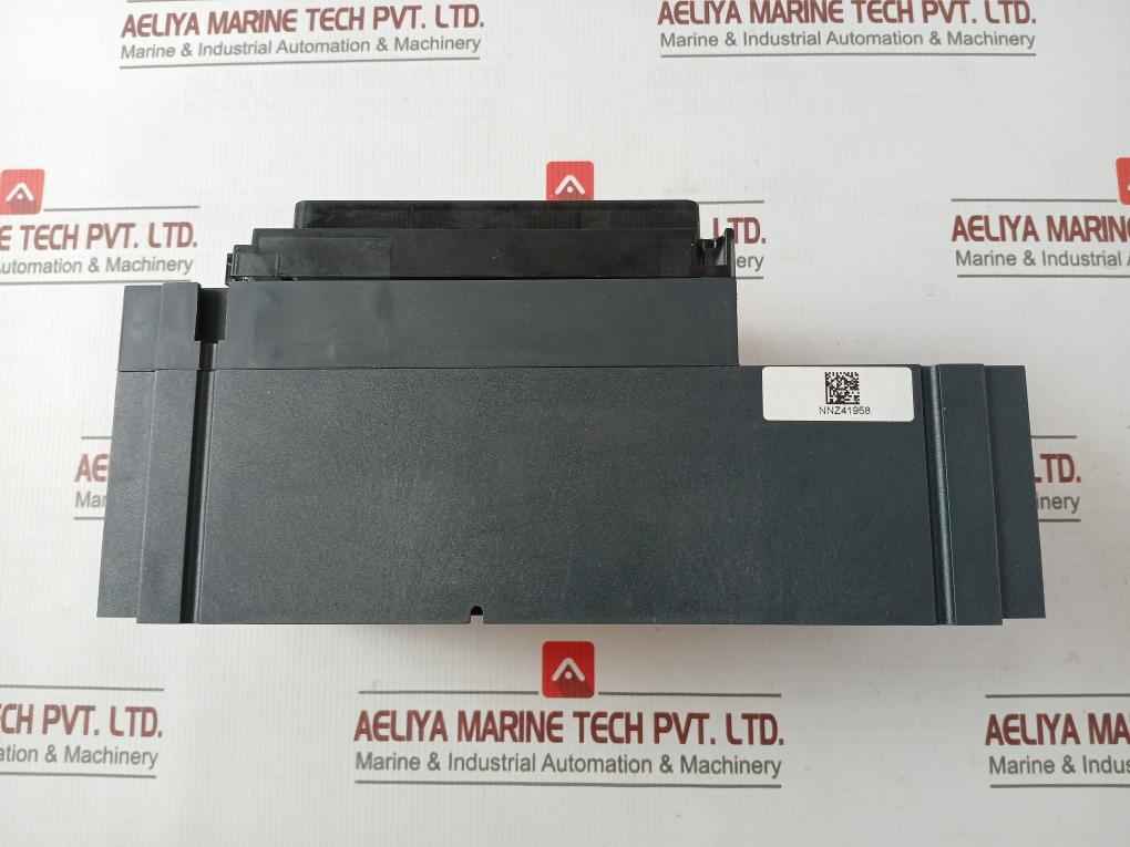 Schneider Electric Nsx 630S Compact Nsk Circuit Breaker 800V 8Kv 50/60Hz