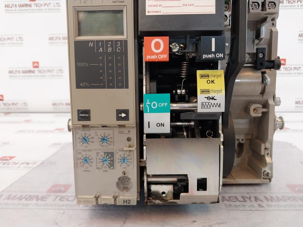 Schneider Electric Nt12 H2 Masterpact Nt Circuit Breaker Trip Unit