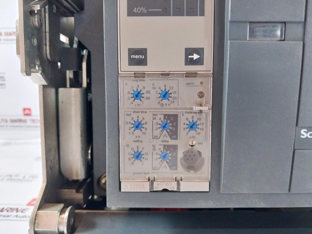 Schneider Electric Nw02 H1 3P Masterpact Micrologic 6.0A Circuit Breaker Unit