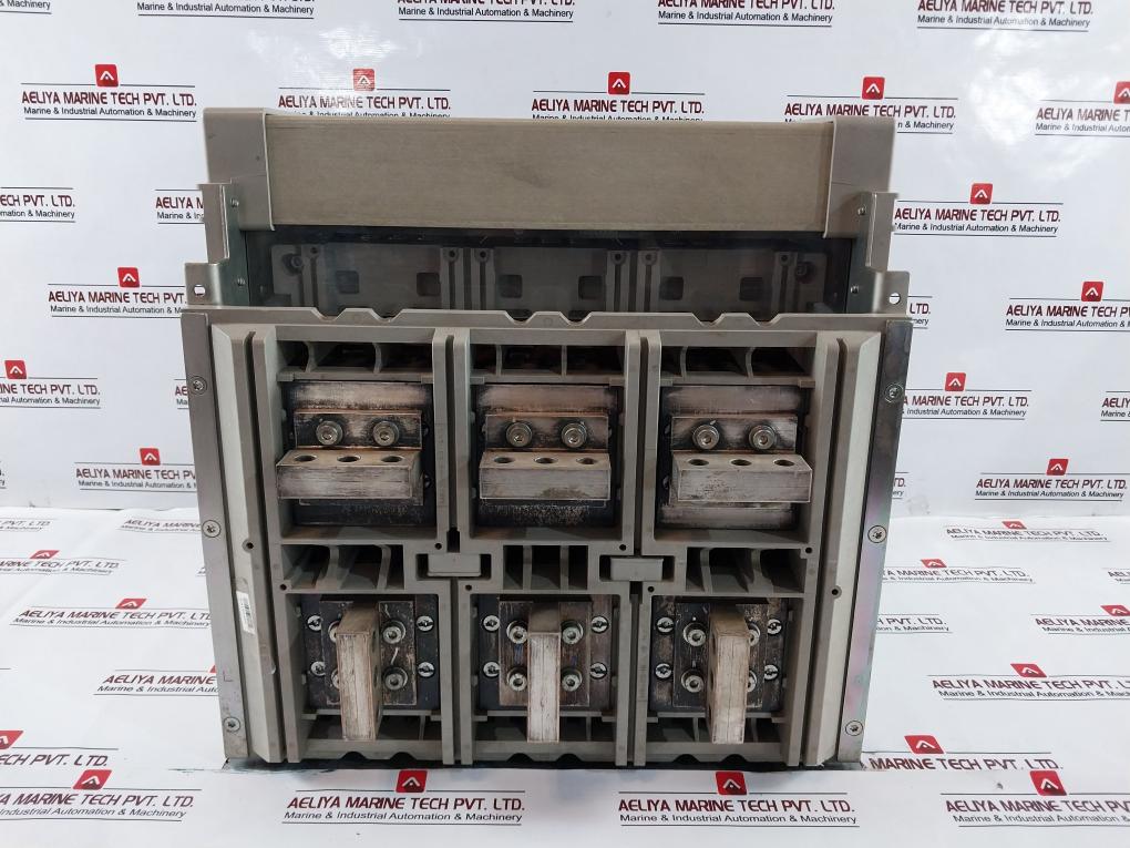 Schneider Electric Nw02 H1 3P Masterpact Micrologic 6.0A Circuit Breaker Unit