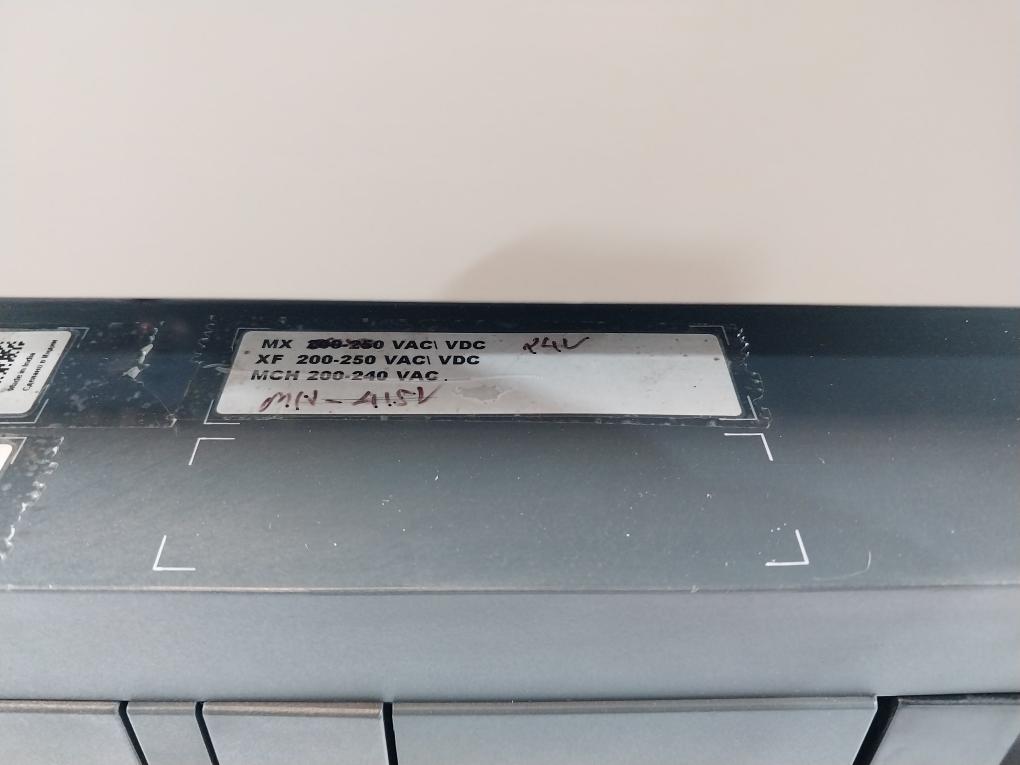 Schneider Electric Nw02 H1 3P Masterpact Micrologic 6.0A Circuit Breaker Unit